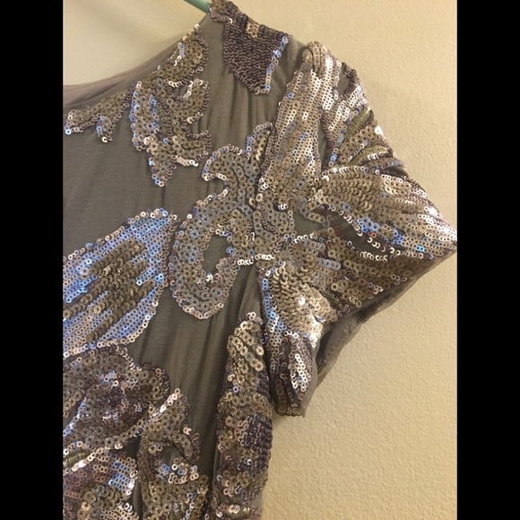 08 BETSY & ADAM Sequin Mesh A-Line Gown - Picture 16 of 16